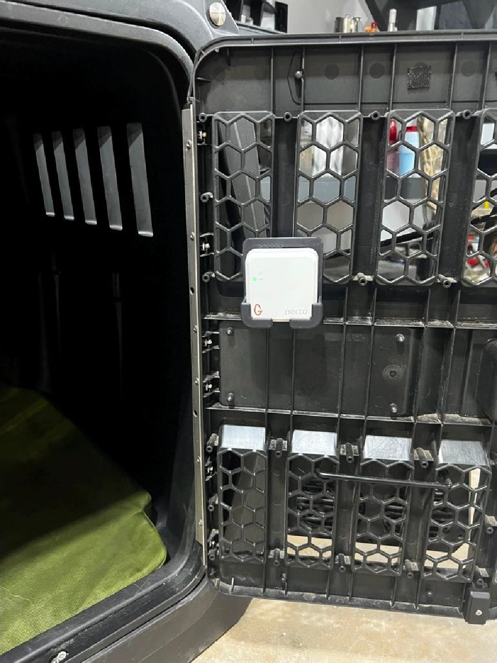 Gunner Necto Floating Door Mount Holder
